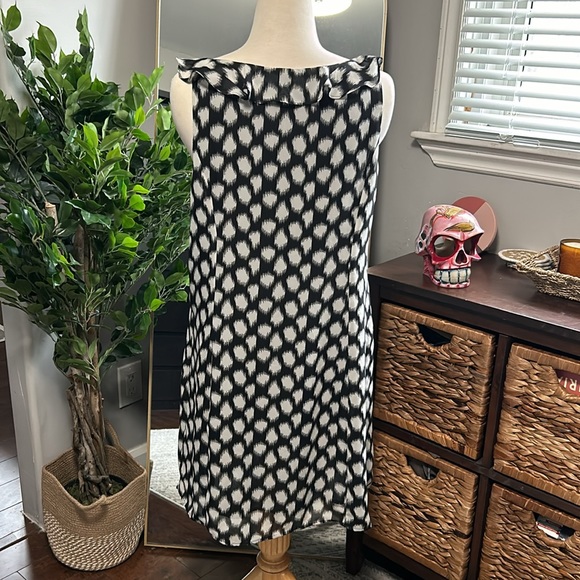 Laura Petite’s Dress - Picture 4 of 6